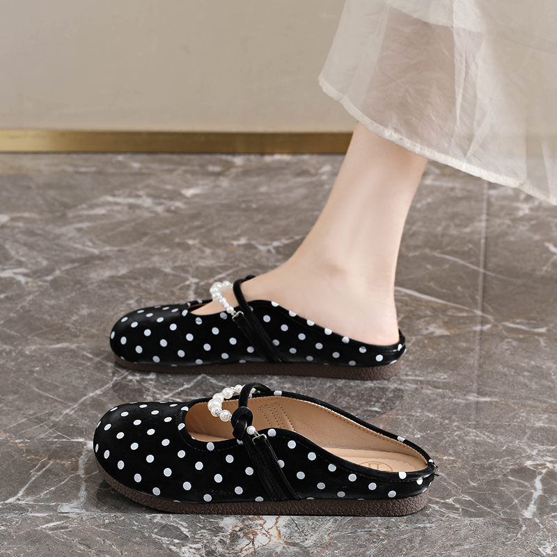 Leather Classic Strap - モダンなヒップメリージェーンスタイル、通気性のある織り生地で汗を抑える、滑らかなストラップで擦れず耐久性があり、クラシックなオールマッチ構造です。